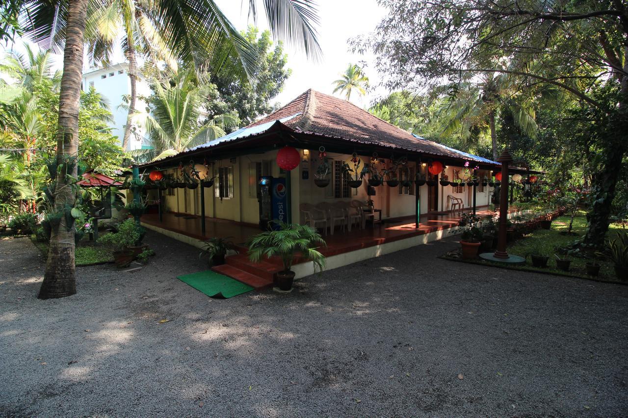 Palm Grove Service Villa Kochi Dış mekan fotoğraf